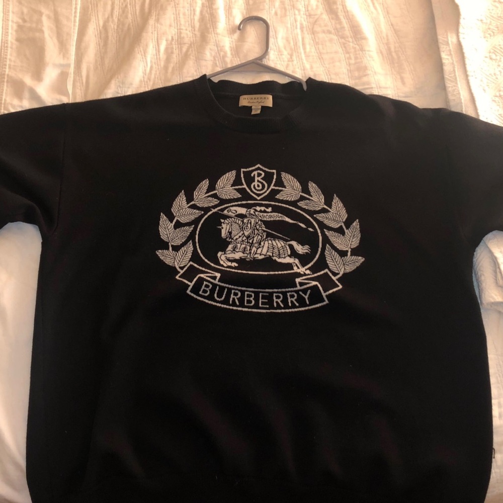 Burberry sweatshirt